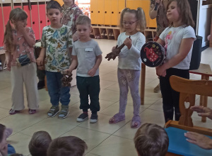 "Audycja z nutką" - Hakuna matata - rytmy Sawanny na bębnach