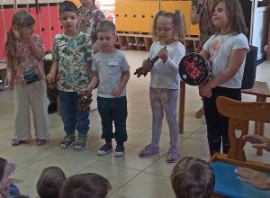 "Audycja z nutką" - Hakuna matata - rytmy Sawanny na bębnach